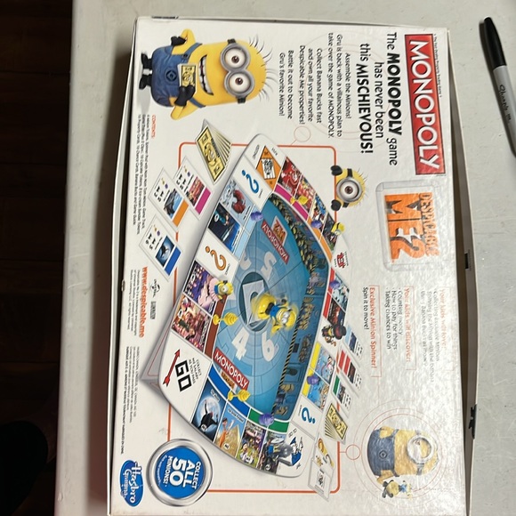 Monopoly Despicable ME2 game - Picture 4 of 4
